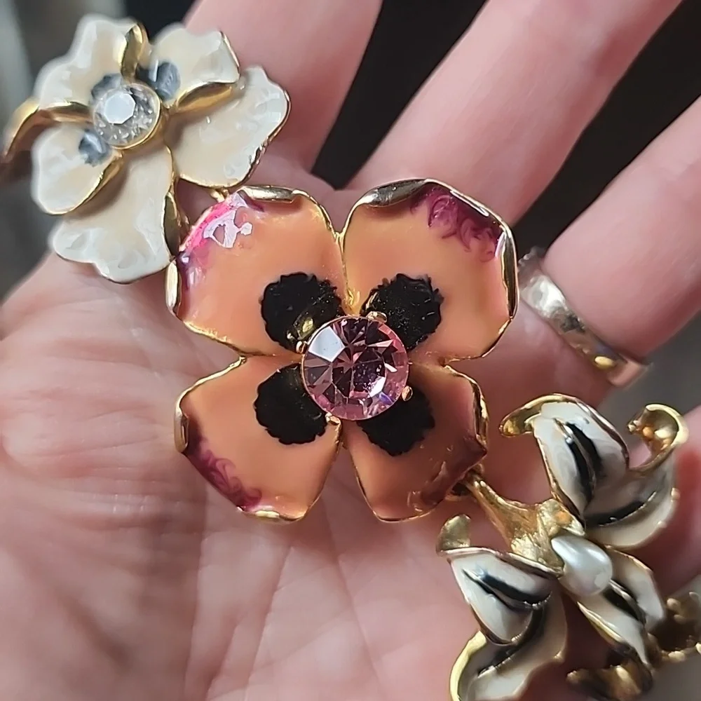 Kenneth j Lane Vintage Enameled Floral Flowers bracelet designer crystal… - Picture 6 of 16